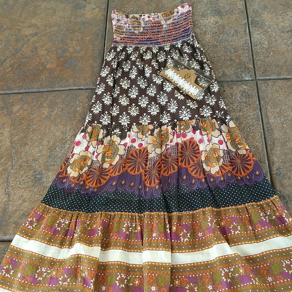 BEAUTIFUL LONG DRESS!!